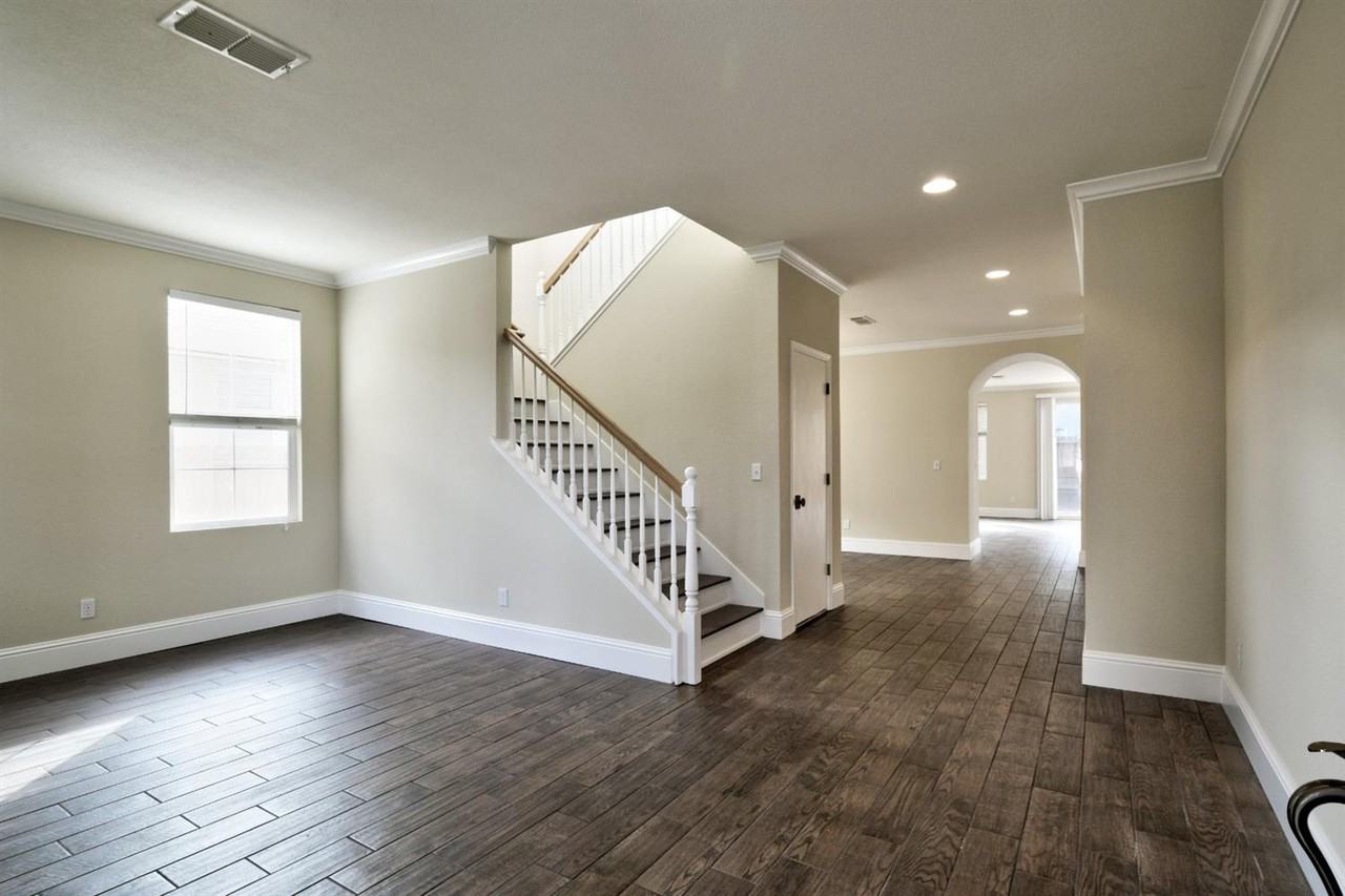 1804 Waterfall Dr #1 - Photo 2 of 34