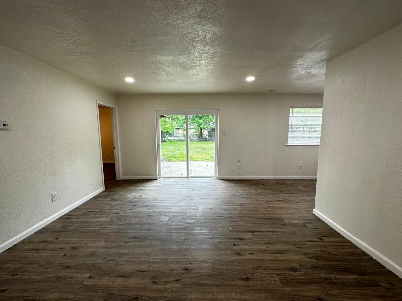 1732 Americana Blvd #1 - Photo 3 of 22