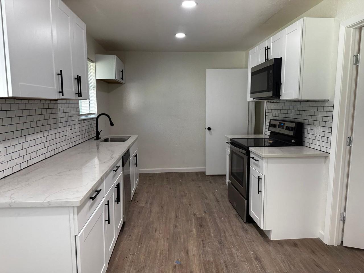 1732 Americana Blvd #1 - Photo 6 of 22