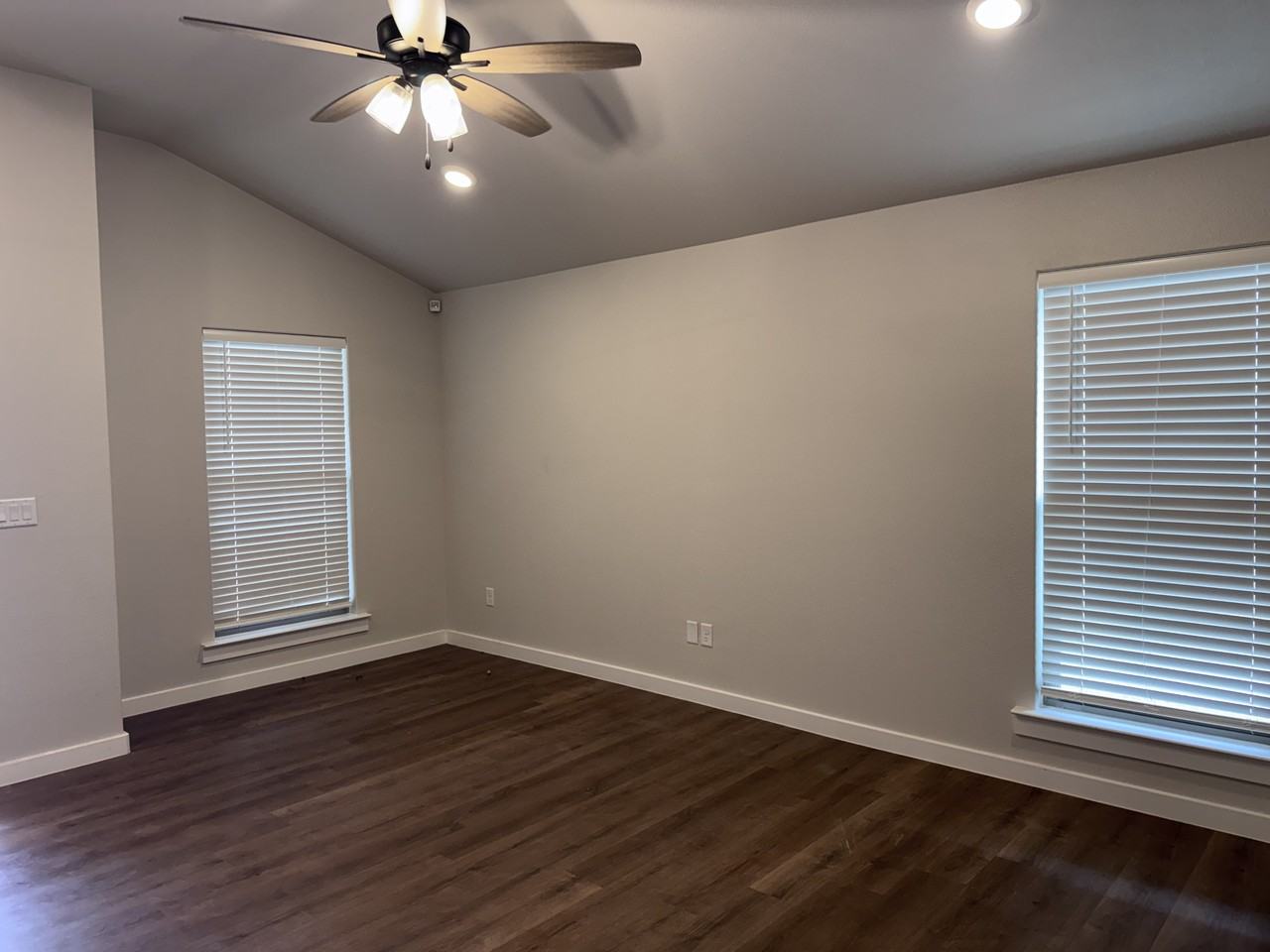 520 Thicket Dr #1 - Photo 3 of 38