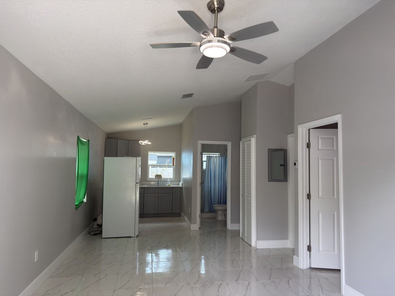 3632 East North Bay Street - 2Unit 2 #2 - Photo 2 of 27