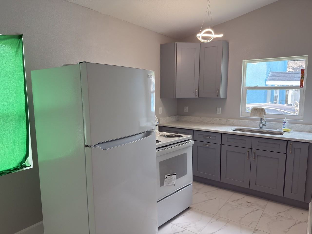 3632 East North Bay Street - 2Unit 2 #2 - Photo 6 of 27