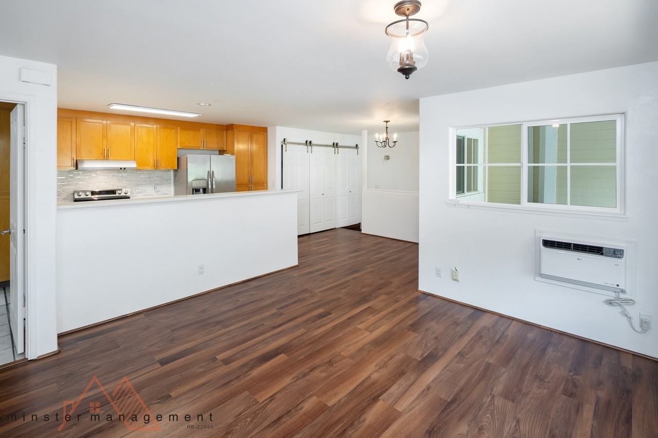 7080 Hawaii Kai Dr #8 - Photo 6 of 17