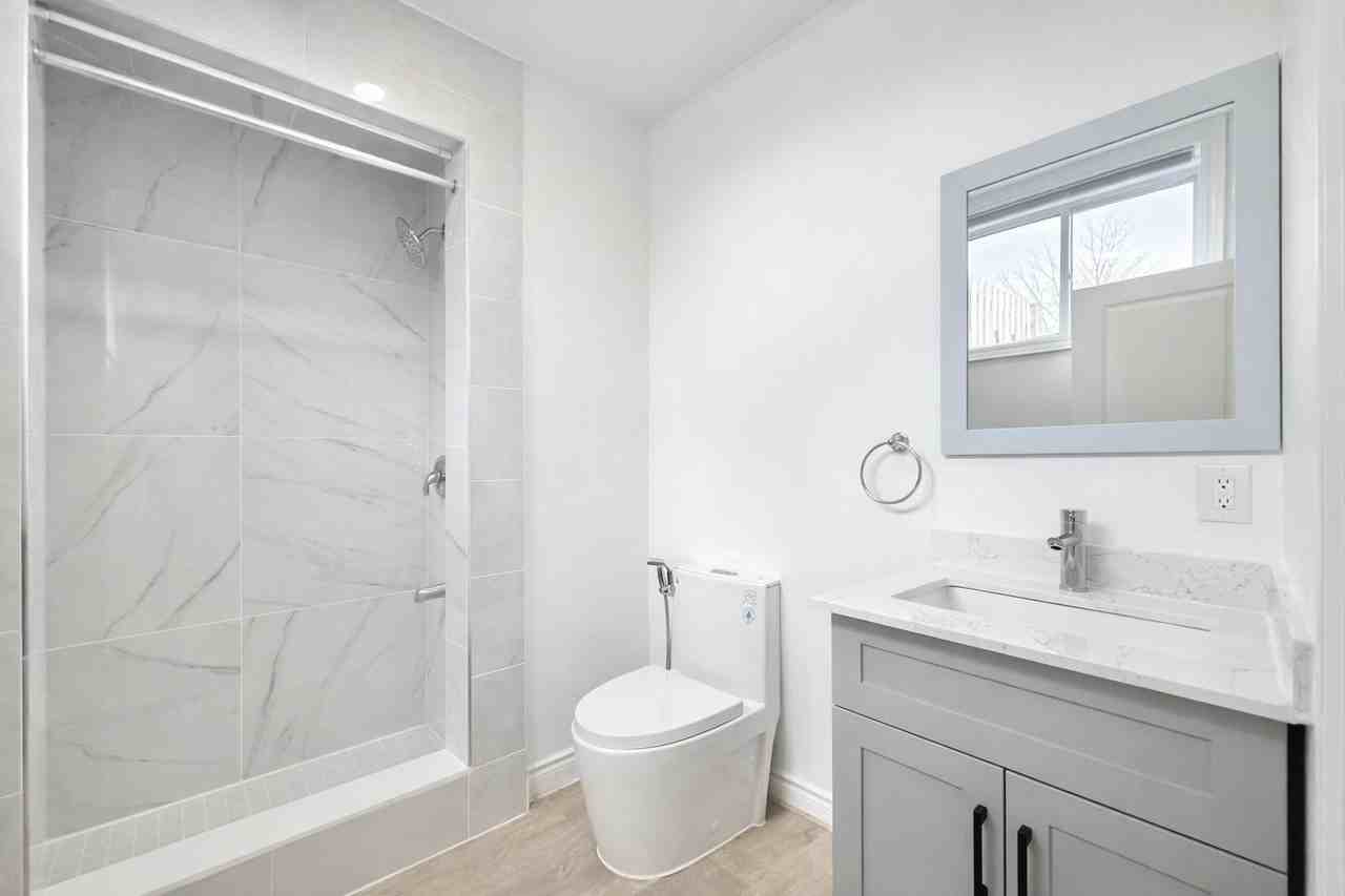 34 Church St #4REARBS - Photo 5 of 7