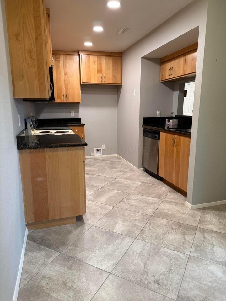 1801 Steeplechase Dr - Photo 7 of 21