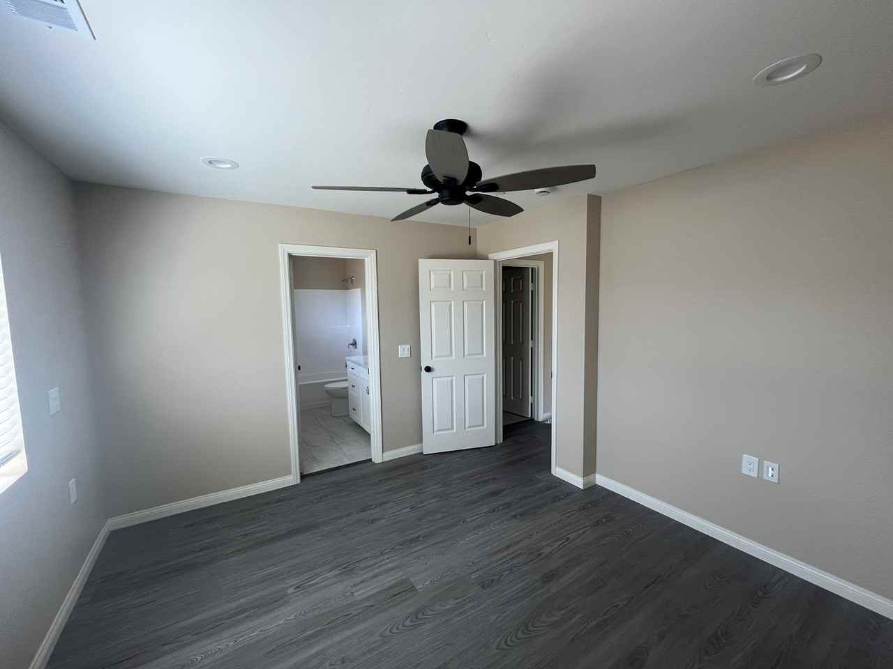 420 El Monte Rd #420 - Photo 3 of 10