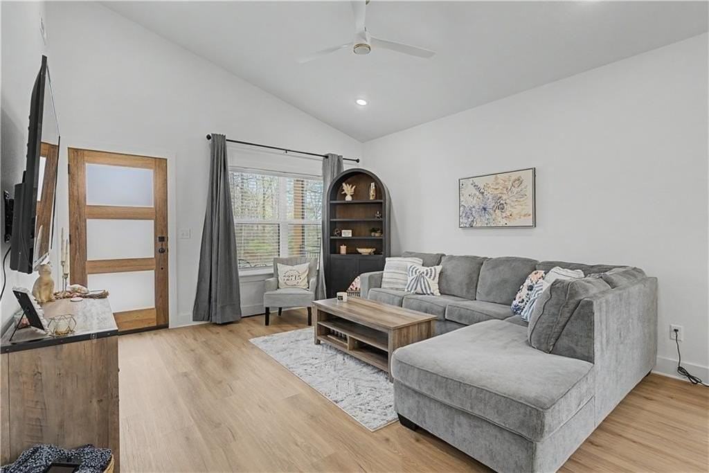 20 Kentallen Ln - Photo 4 of 20