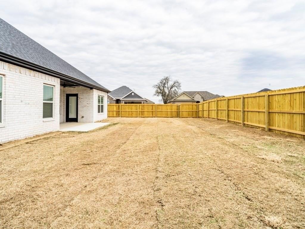 441 Willow Dr - Photo 4 of 20