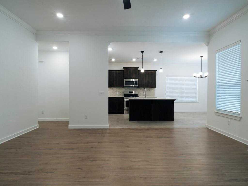 441 Willow Dr - Photo 6 of 20