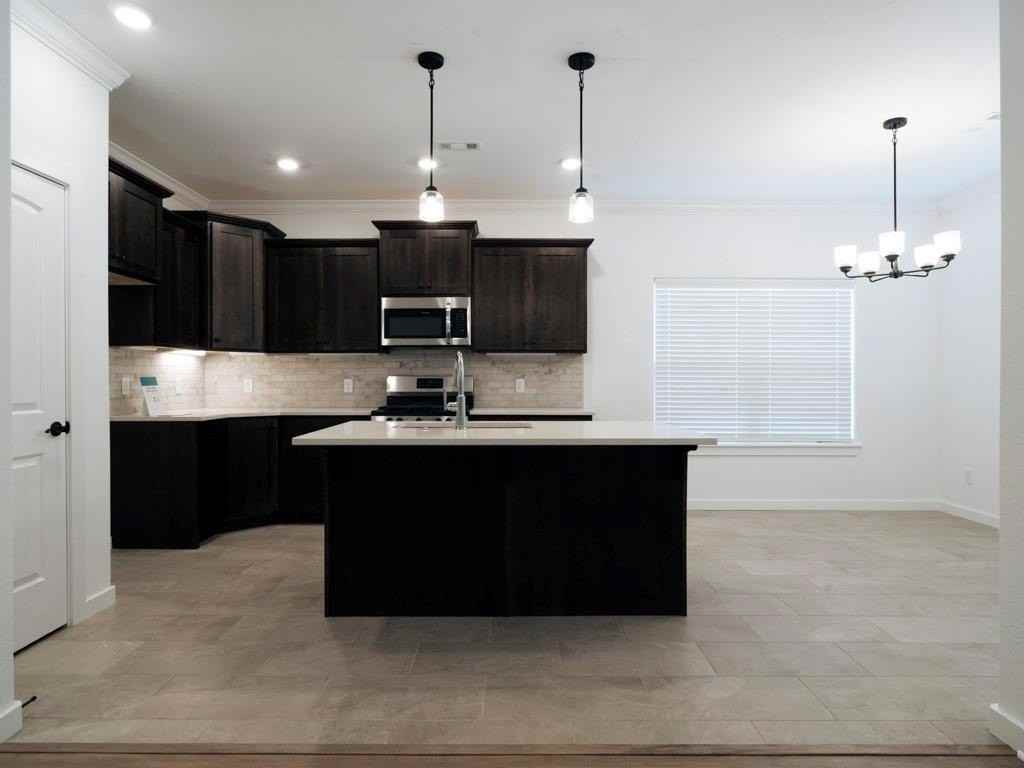 441 Willow Dr - Photo 7 of 20