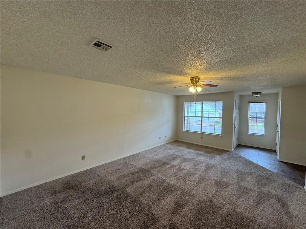 312 S 11th Pl - Photo 2 of 14