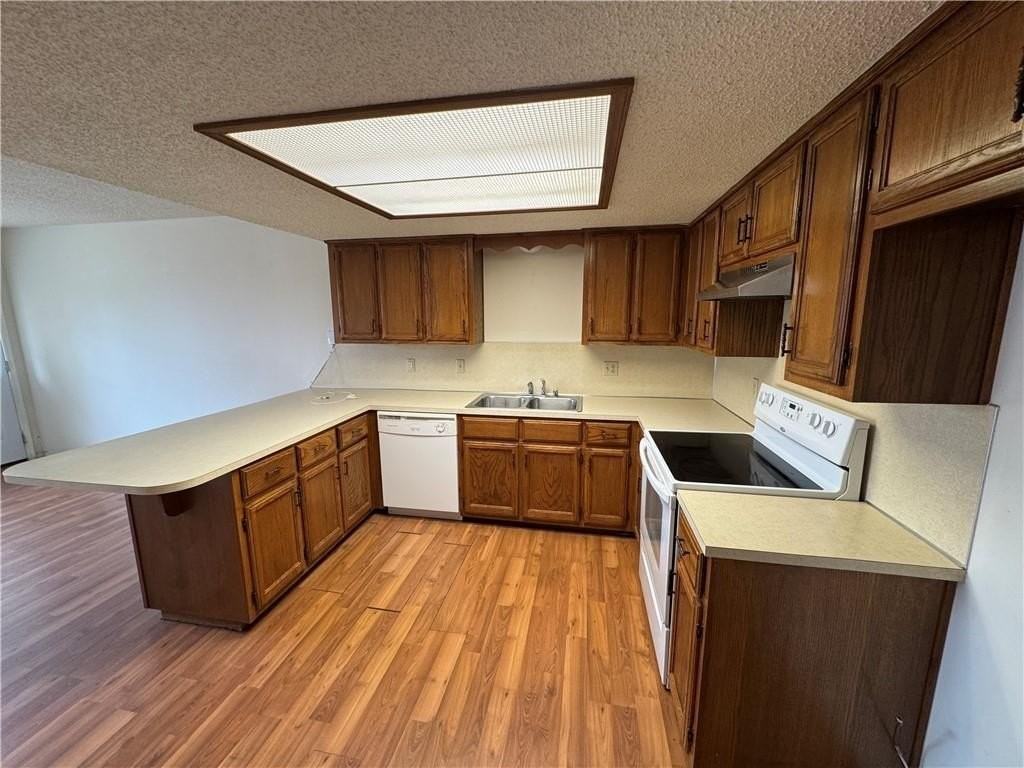 312 S 11th Pl - Photo 5 of 14