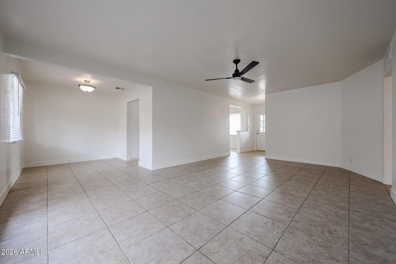 2340 W Osborn Rd - Photo 6 of 40