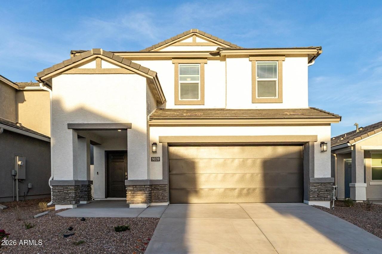 9039 S Palo Verde Dr - Photo 2 of 36