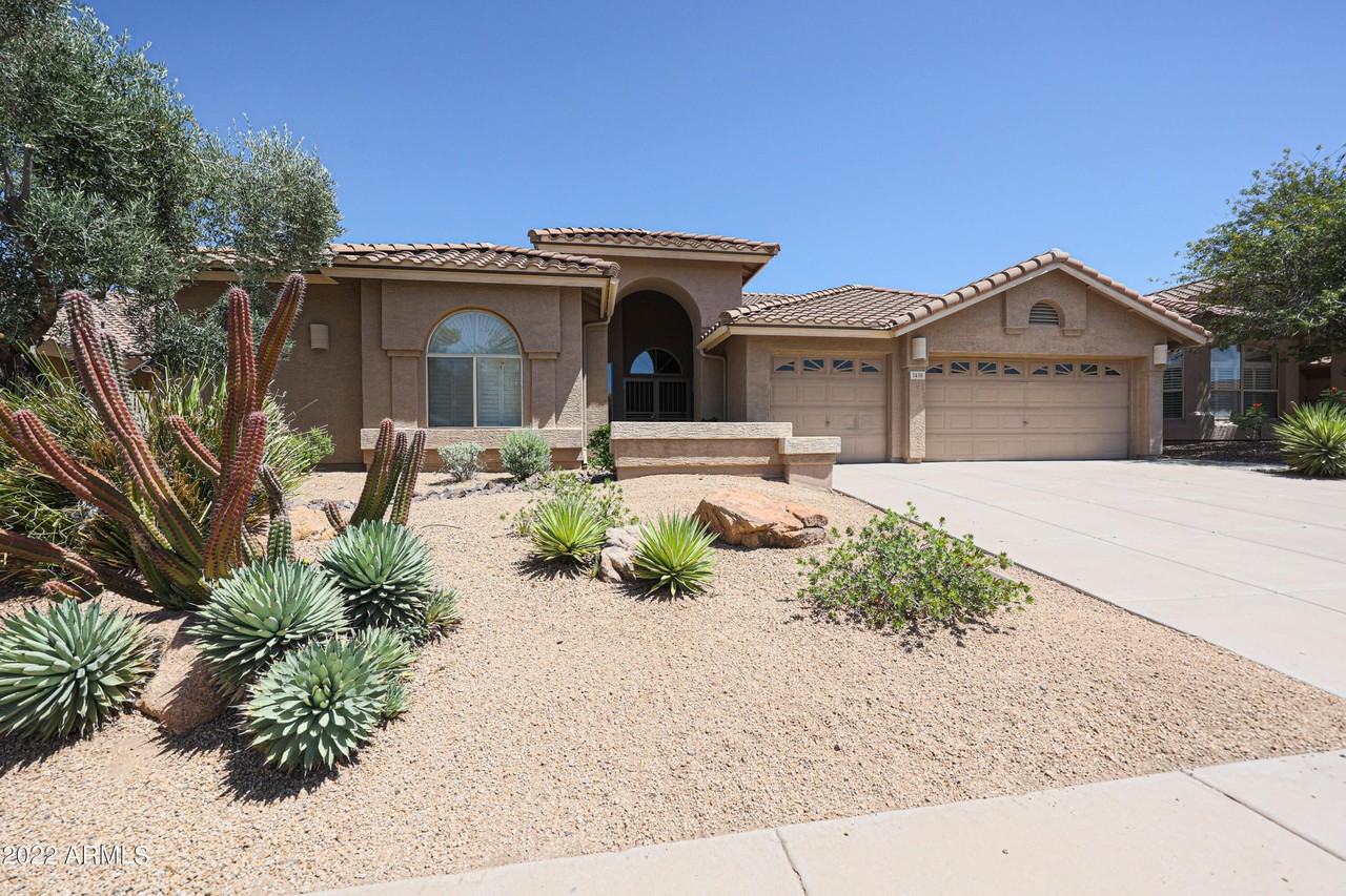 7438 E Sand Hills Rd - Photo 3 of 45