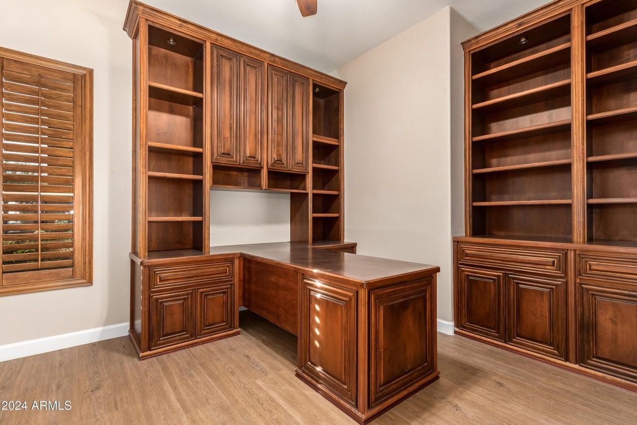 7438 E Sand Hills Rd - Photo 6 of 45