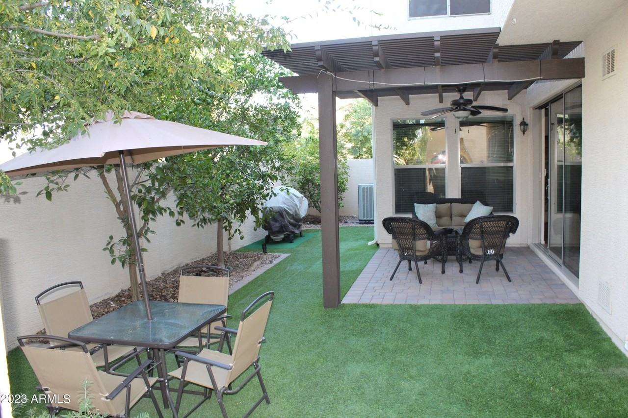 3457 S Swan Dr - Photo 2 of 24