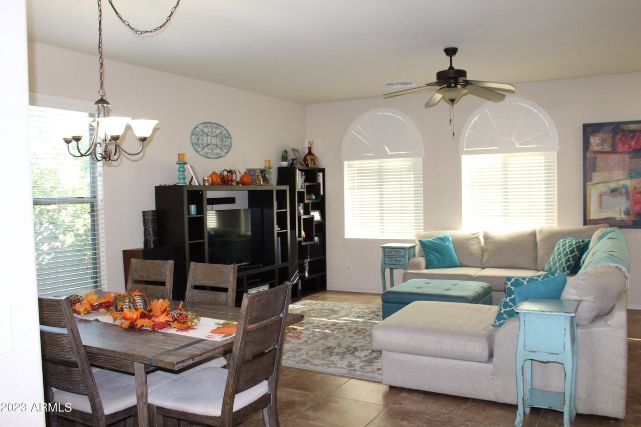 3457 S Swan Dr - Photo 5 of 24