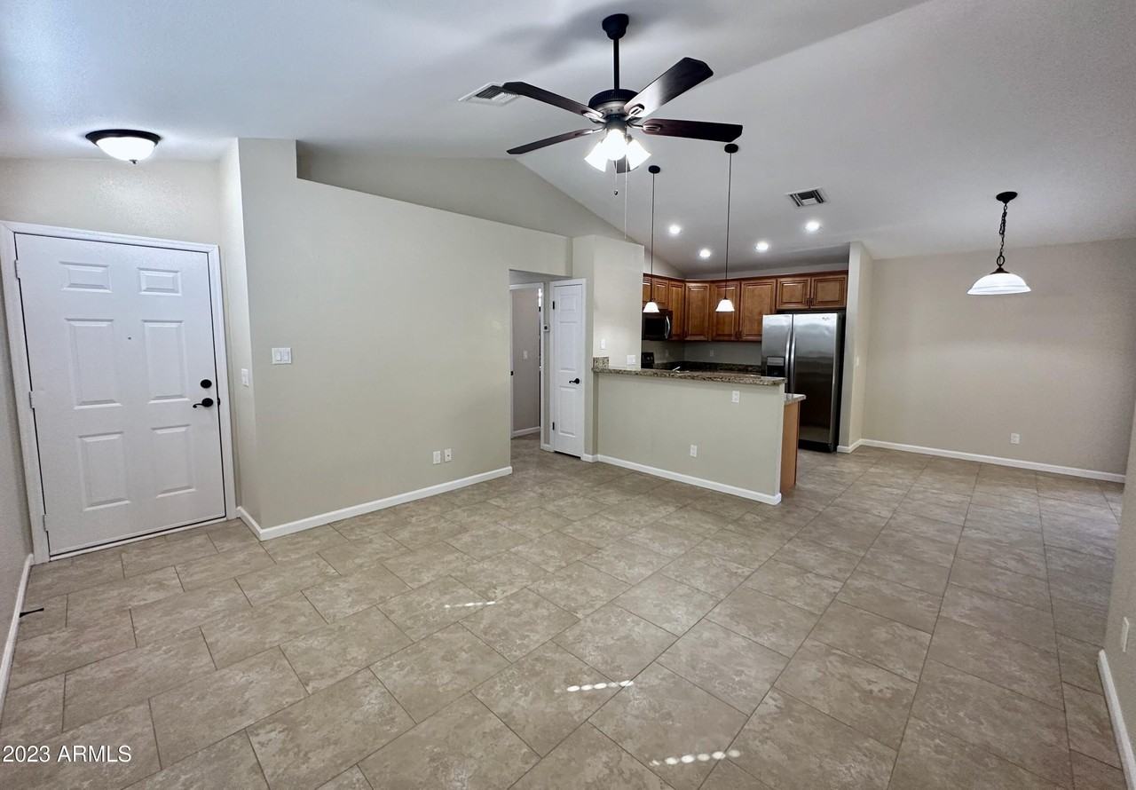 3102 E Michigan Ave - Photo 4 of 15