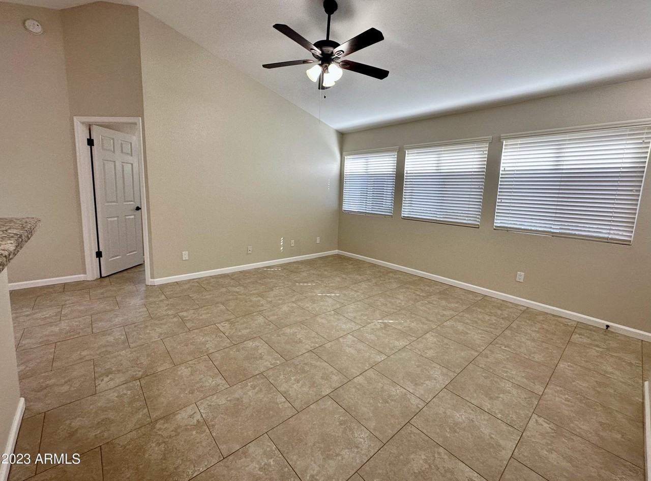 3102 E Michigan Ave - Photo 5 of 15