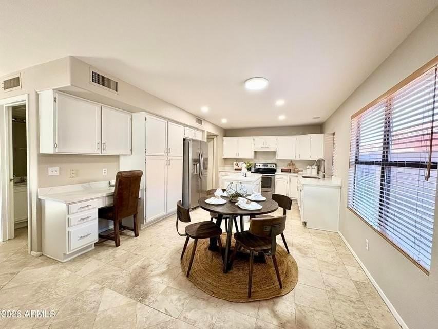 5946 E Kelton Ln - Photo 3 of 16