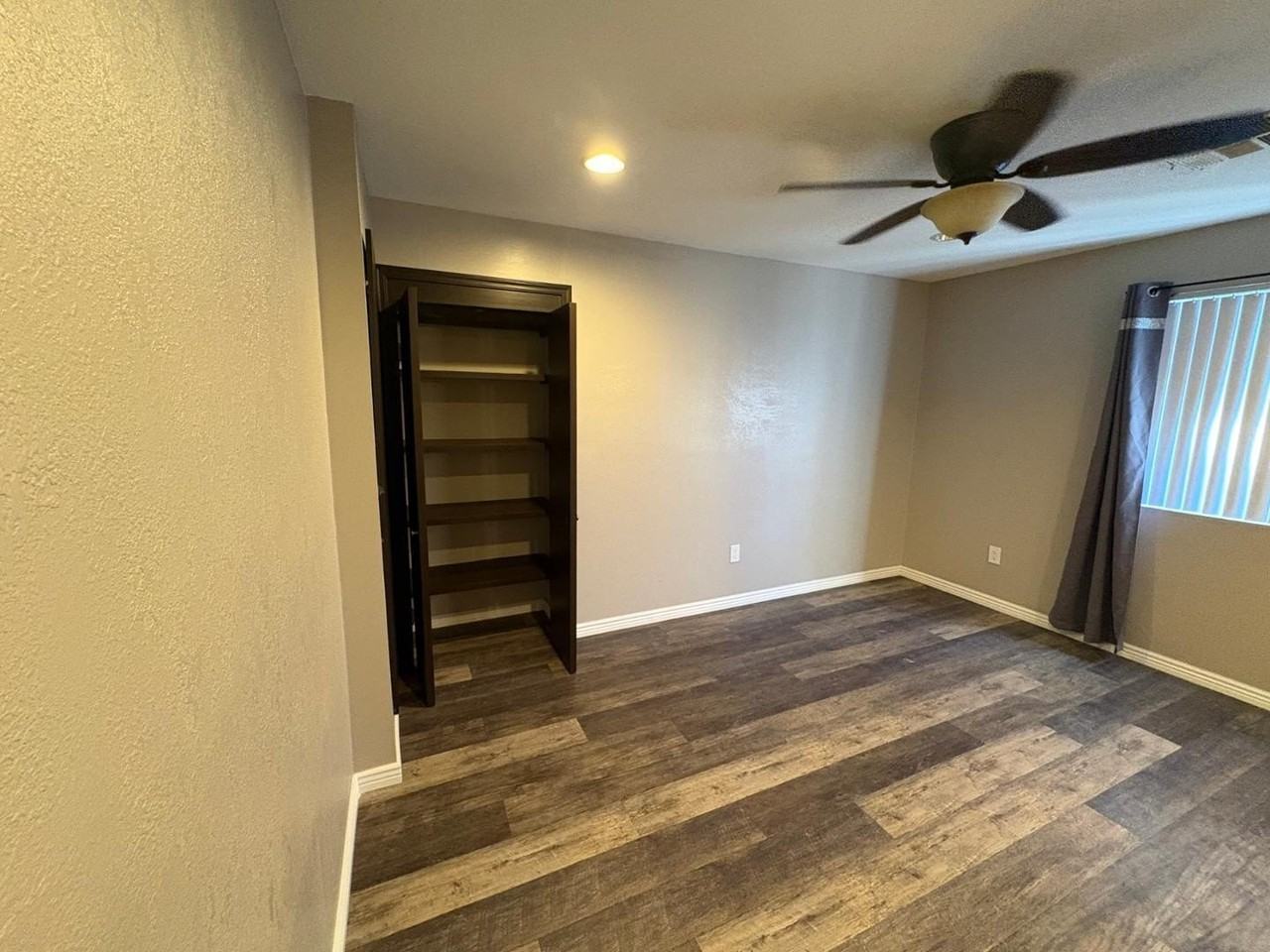 3229 N 54th Ln Unit C - Photo 7 of 10