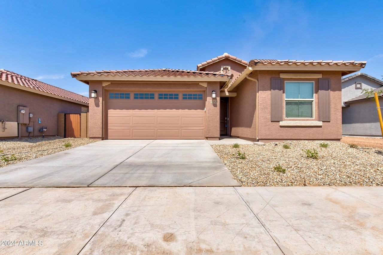 17050 W Artemisa Ave - Photo 2 of 36