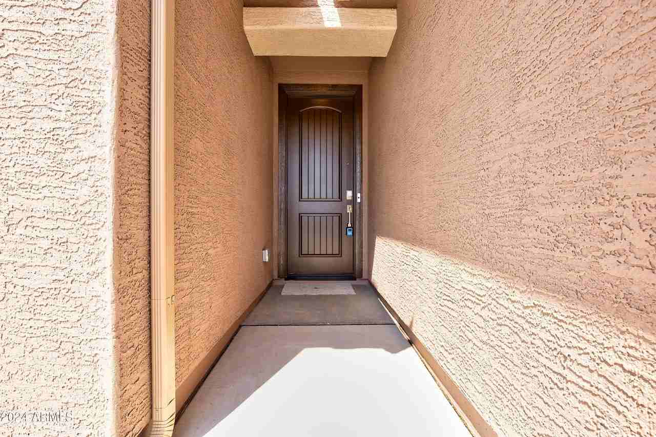 17050 W Artemisa Ave - Photo 6 of 36