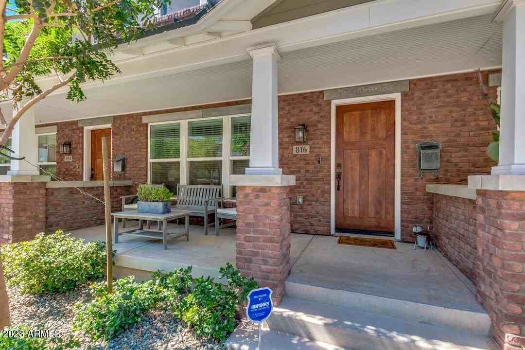 816 N 3rd Ave - Photo 3 of 27