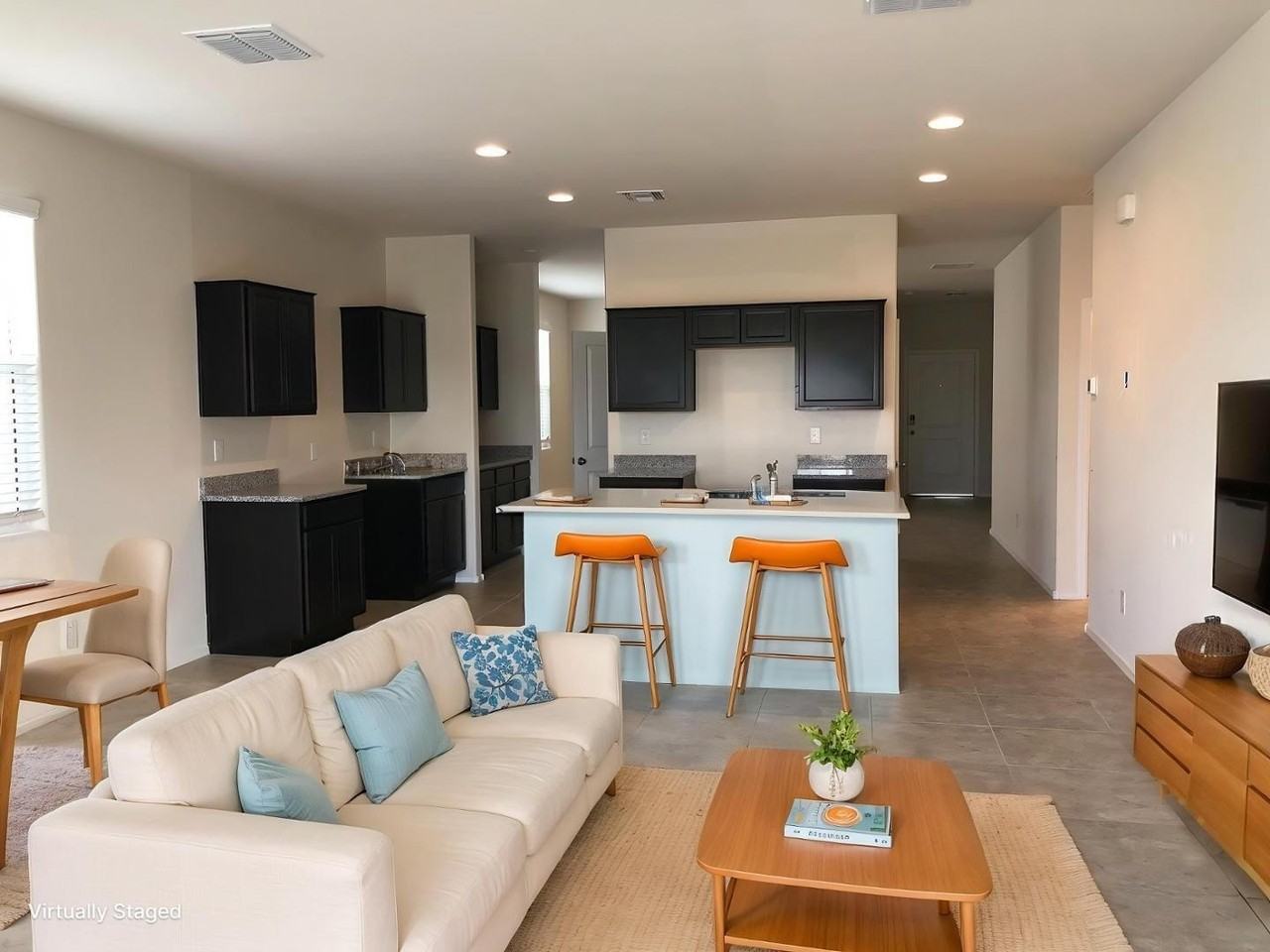 3539 N Montoya Ln - Photo 2 of 19