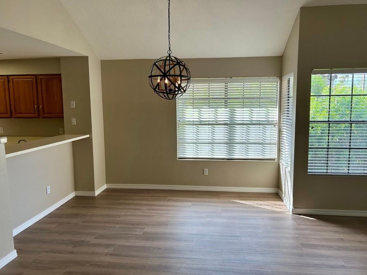 10015 E Mountain View Rd Unit 2009 - Photo 7 of 18