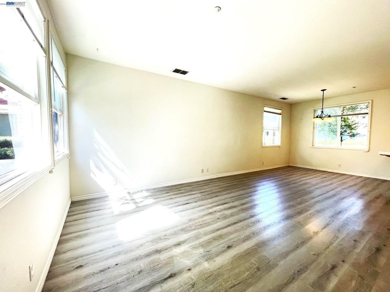 4613 Sandyford Ct - Photo 3 of 14