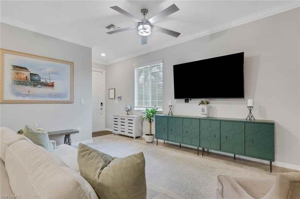 10100 Tin Maple Dr Unit 11 - Photo 4 of 26