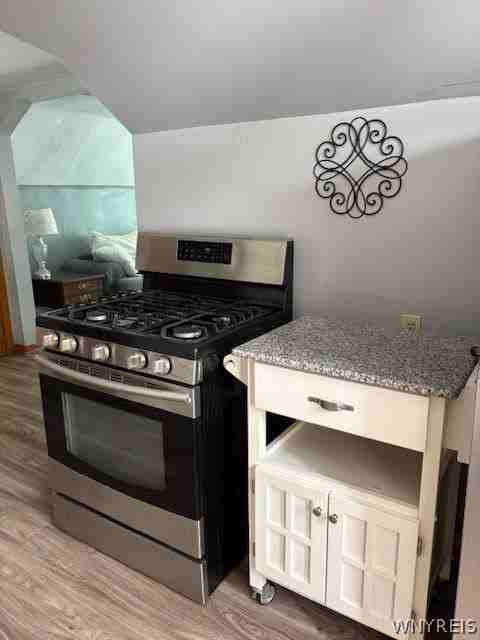 1997 Hertel Ave - Photo 3 of 23