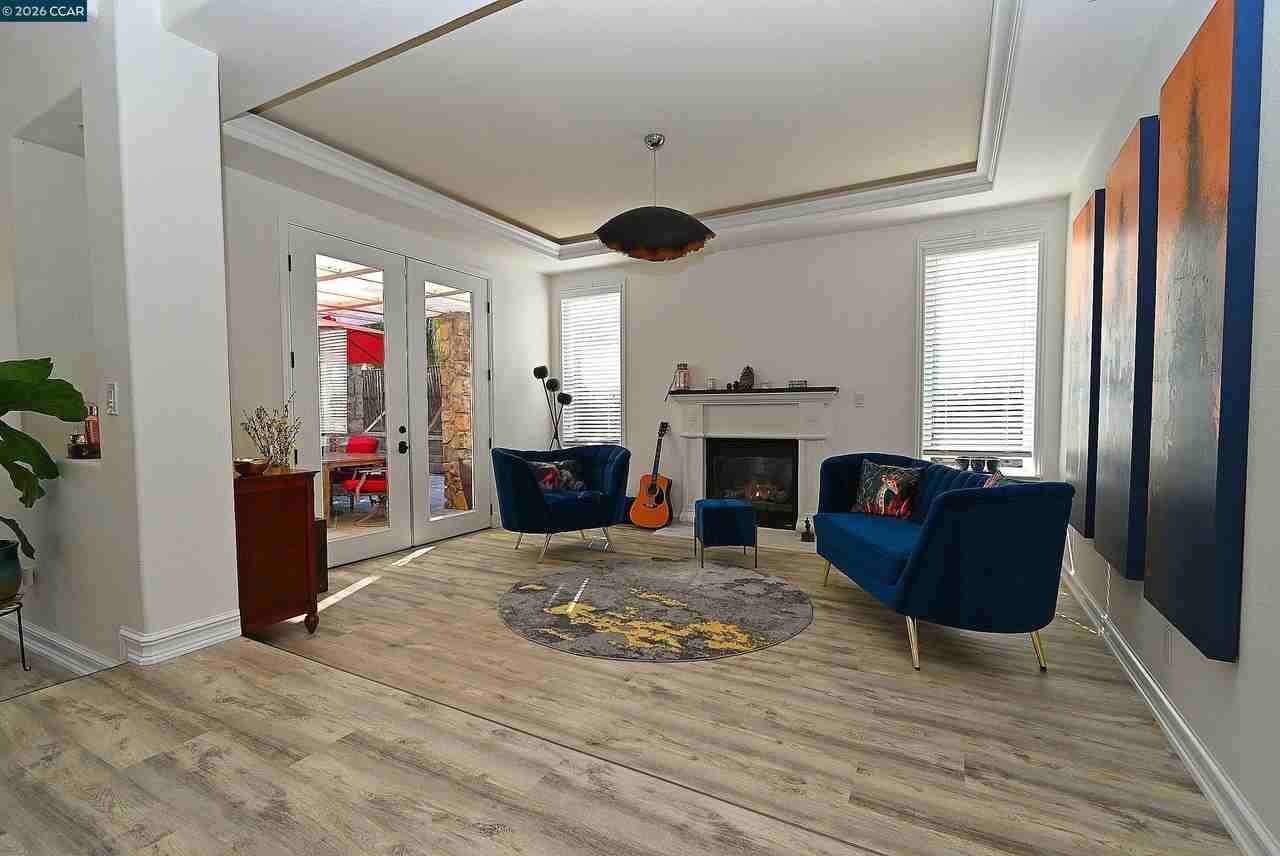 829 Deer Spring Cir - Photo 4 of 50