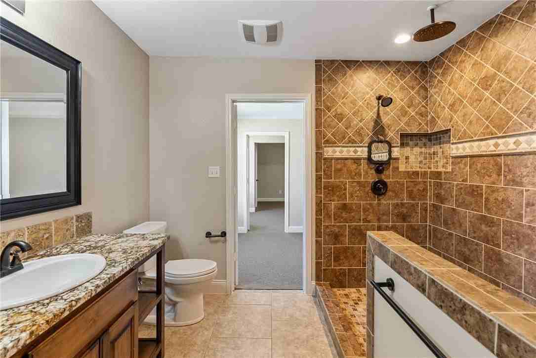 530 Oakdale Dr - Photo 3 of 13