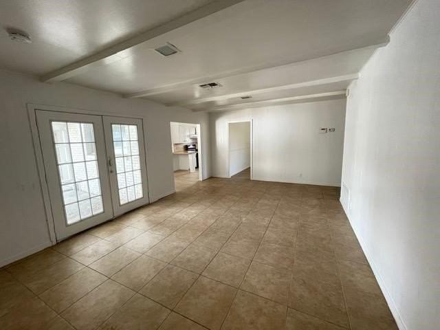 1066 Burkshire Dr - Photo 2 of 9