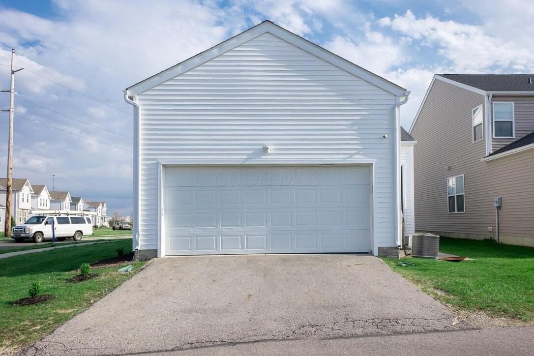 5630 Alliance Way - Photo 6 of 50