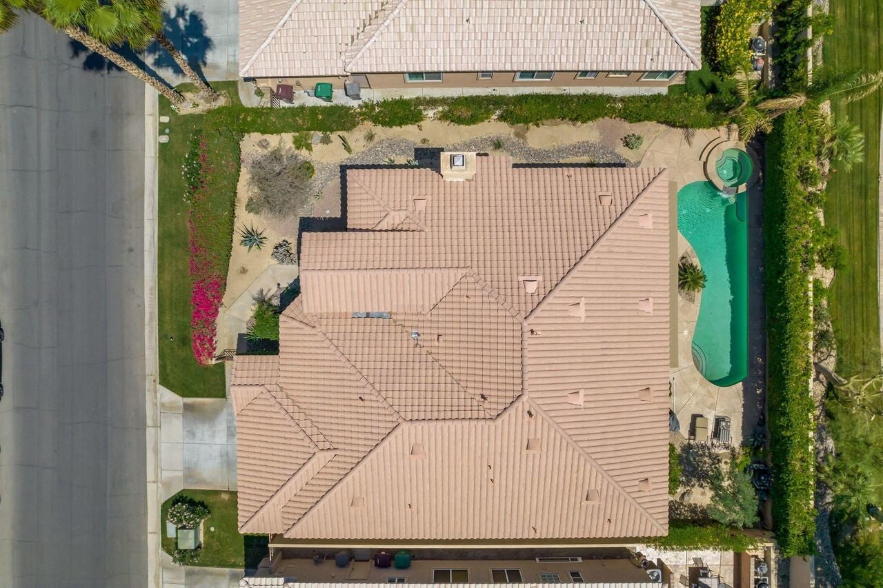 47540 Via Florence - Photo 3 of 38