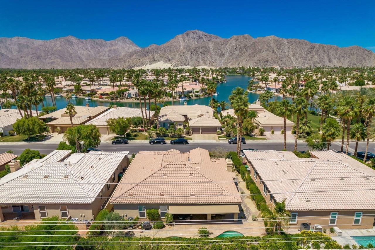 47540 Via Florence - Photo 4 of 38