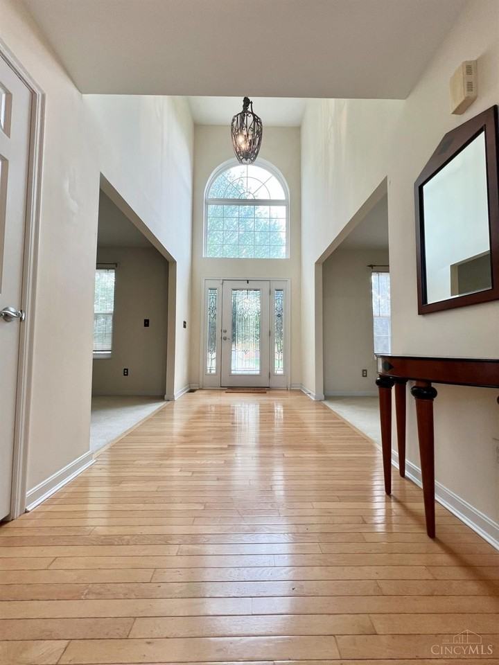 4097 Chanticleer Ln - Photo 6 of 36