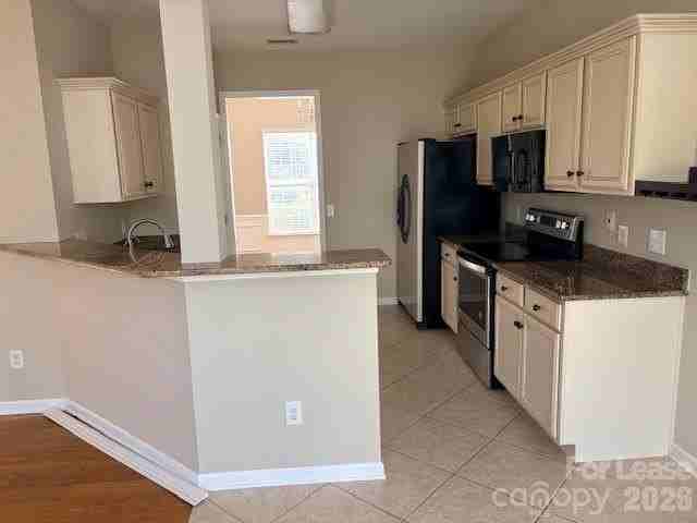 2515 Stirrup Ridge Ln - Photo 5 of 17