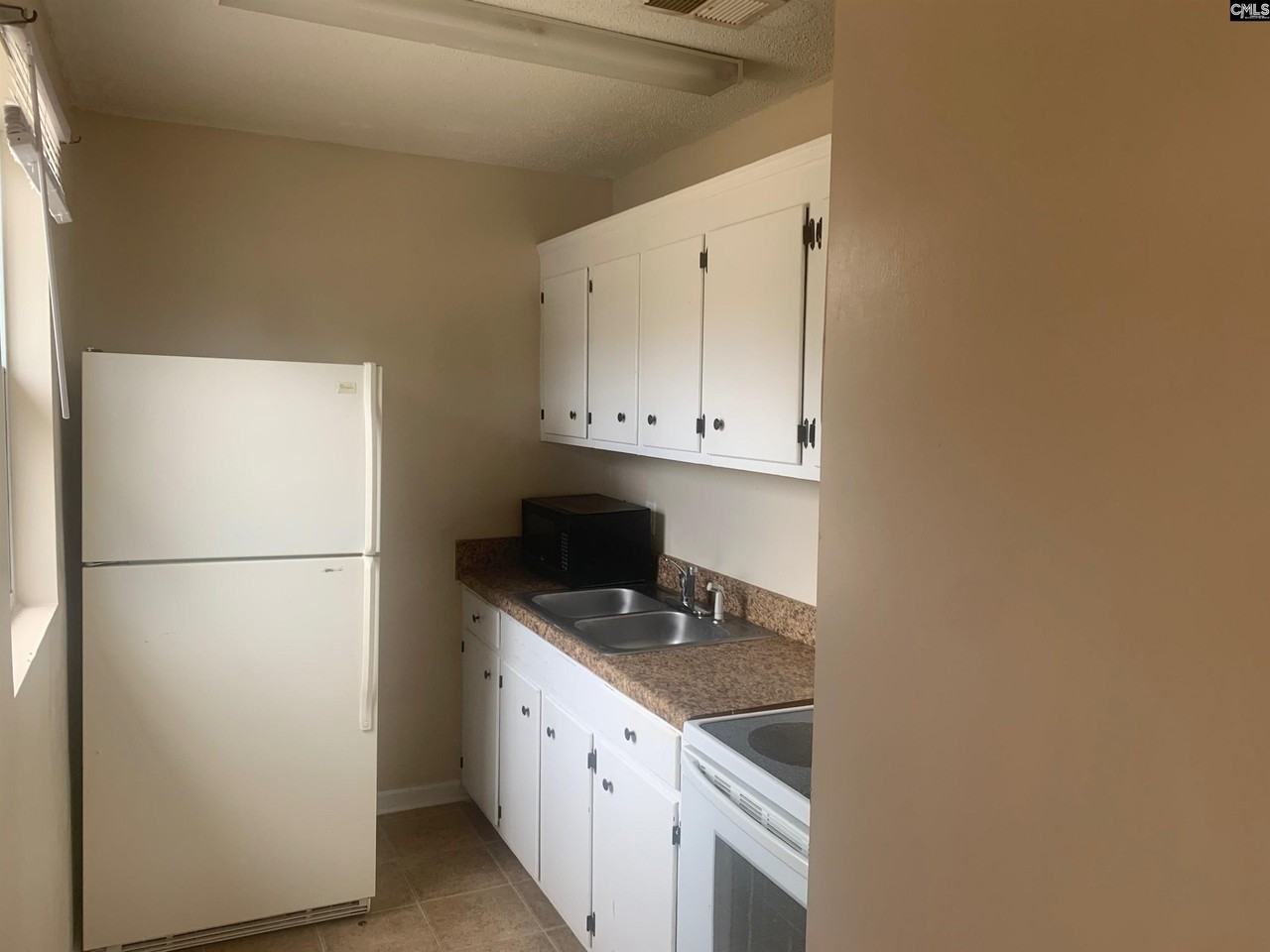 487B Bush Berry Rd - Photo 3 of 6