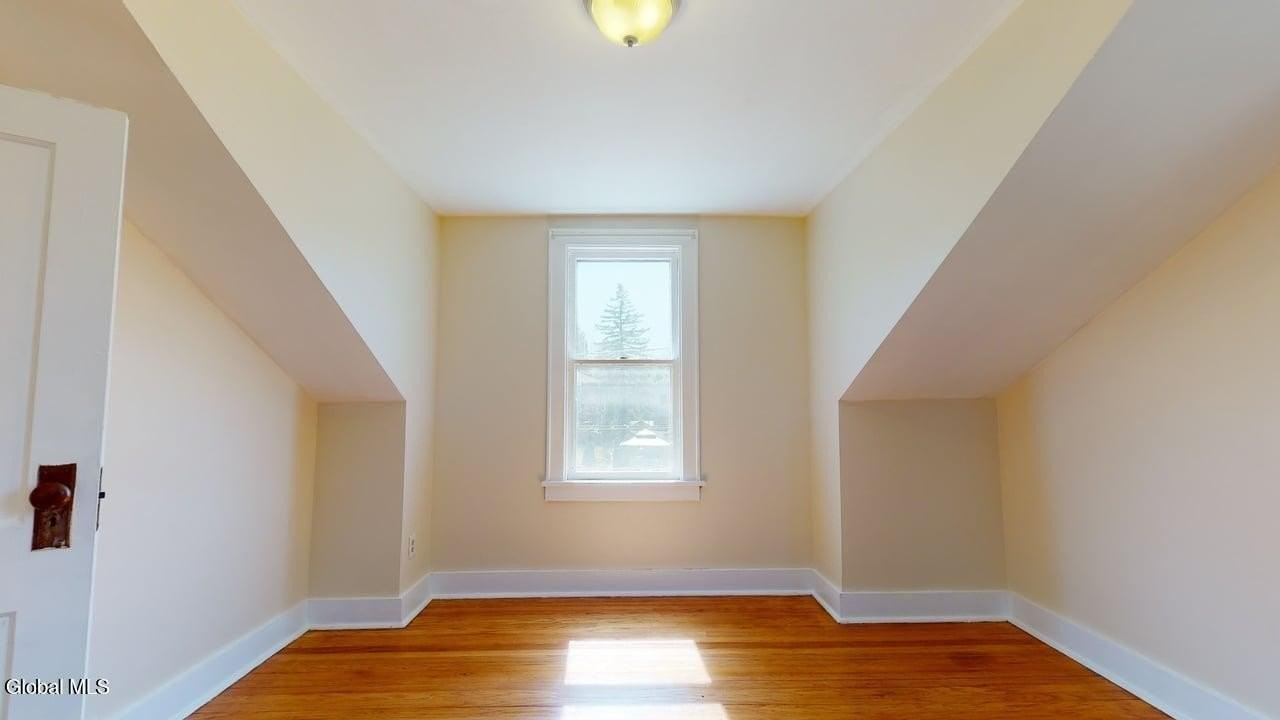 63 Wellington Ave Unit 2 - Photo 7 of 25