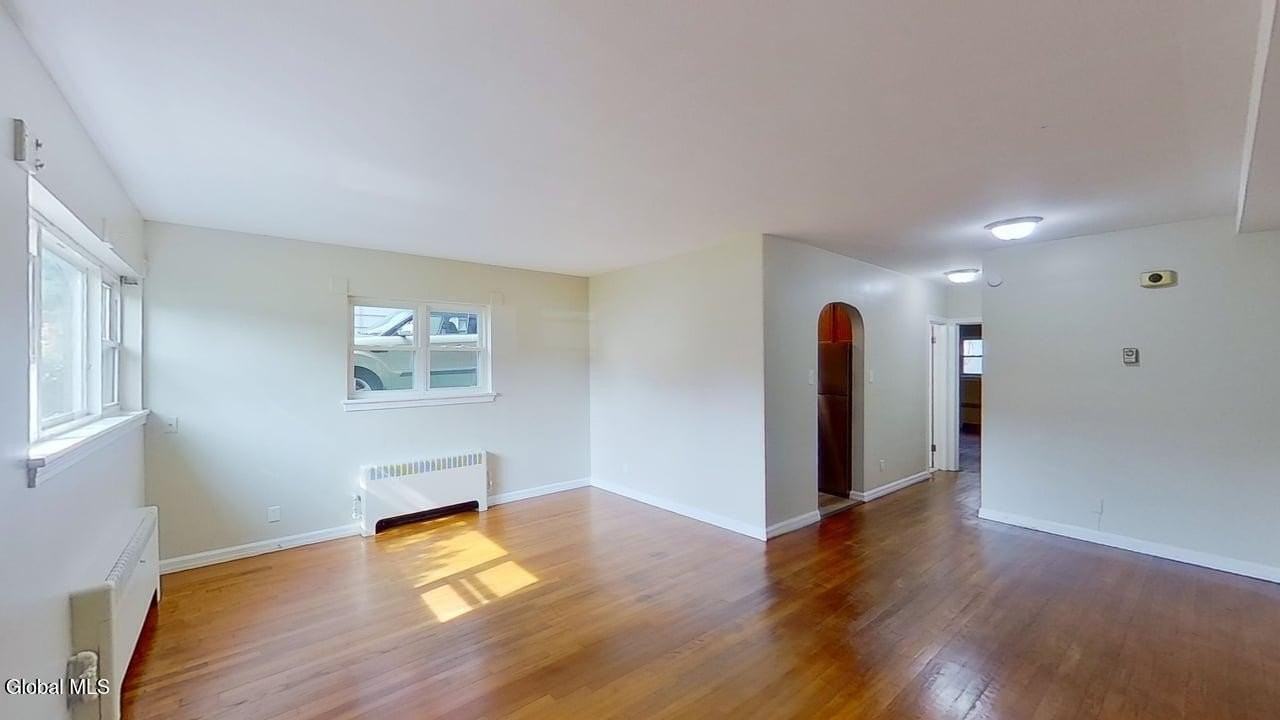 31 Parkwood St #1 - Photo 3 of 34
