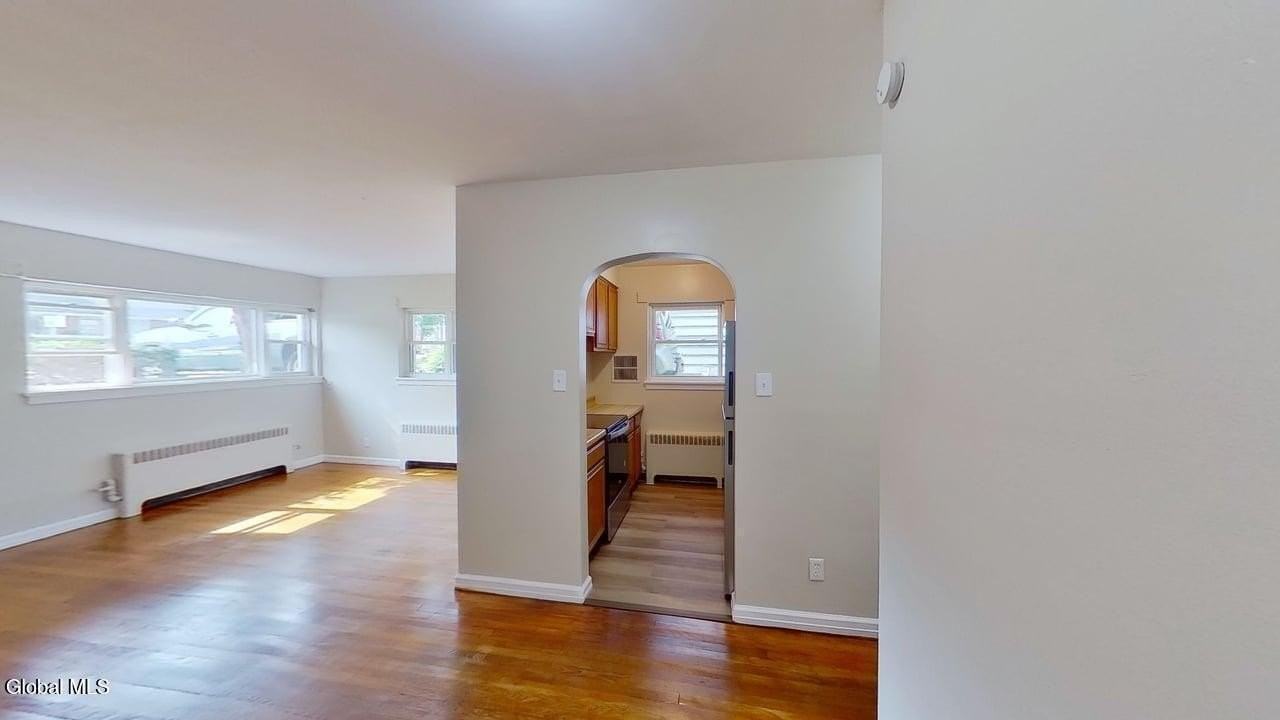31 Parkwood St #1 - Photo 6 of 34