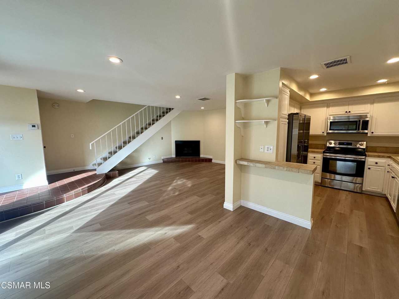 3719 Summershore Ln - Photo 6 of 27