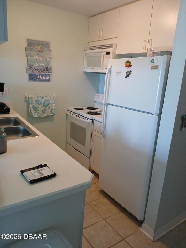 2470 Ocean Shore Blvd - Photo 4 of 10