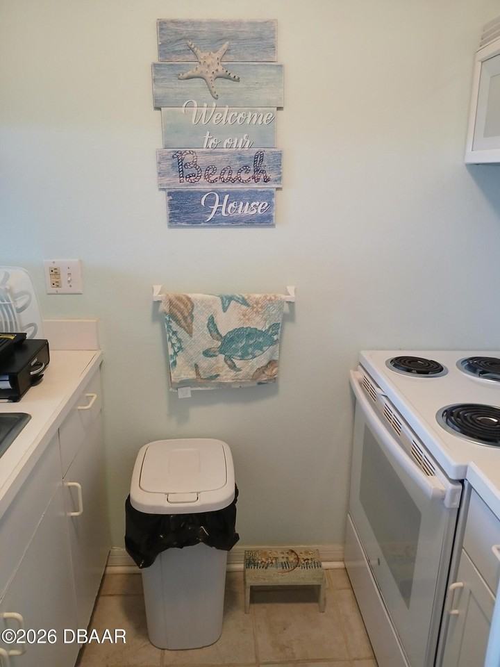 2470 Ocean Shore Blvd - Photo 5 of 10