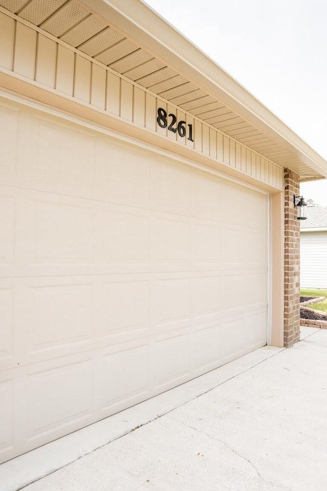 8261 Sierra St - Photo 3 of 41